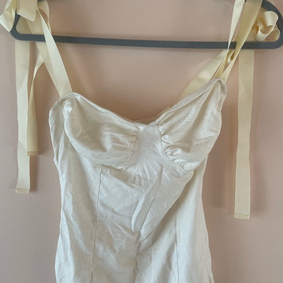 Reformation Marsala bodysuit ~ ivory - Picture 3 of 3
